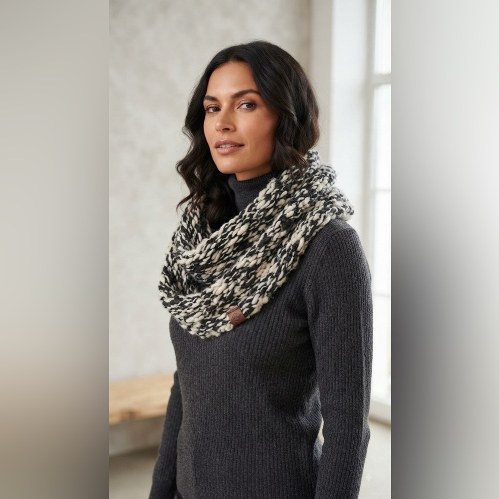 Bickley + Mitchell | black and white Knit Infinity Scarf